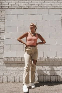 NIKIBIKI VINTAGE V-NECK CROP TOP Crop Tops