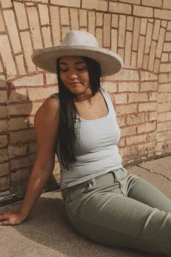 FINAL TOUCH SQUARE ONE TANK TOP