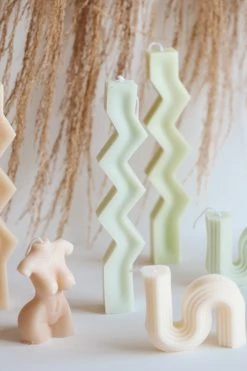 DUSTY ROSE BODEGA BEAUTIFUL BODY CANDLE Home