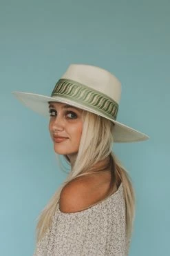 OLIVE & PIQUE LAYNE STRAW RANCHER HAT ACCESSORIES
