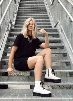 CHERISH Tops BENTLEY KNIT TOP