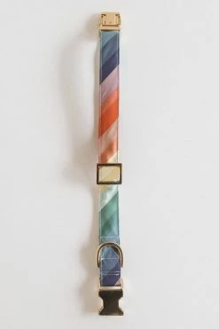 THE FOGGY DOG LIFESTYLE OVER THE RAINBOW DOG COLLAR