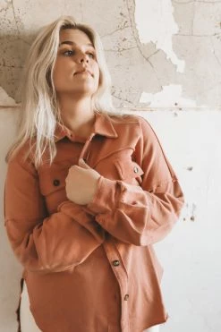 BLUE B WHITNEY SHACKET 25 BLUE B WHITNEY SHACKET