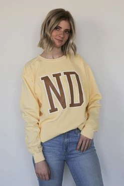 HumanKIND ND VINTAGE CREWNECK Crewneck Sweatshirts