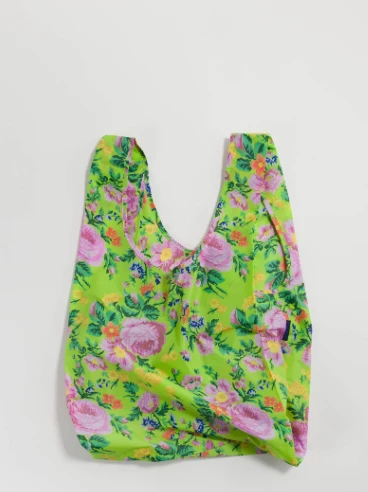 ACCESSORIES BAGGU REUSABLE BAG · FRUITS + FLORALS 14 ACCESSORIES BAGGU REUSABLE BAG · FRUITS + FLORALS