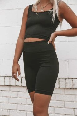 NIKIBIKI Bottoms RIBBED BIKER SHORTS