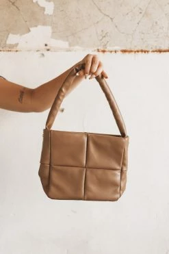 FAME ACCESSORIES CORYN HANDBAG