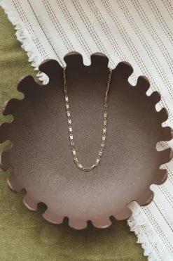 FAME ACCESSORIES LOCK CHAIN LINK NECKLACE