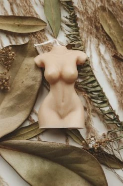 DUSTY ROSE BODEGA BEAUTIFUL BODY CANDLE Home