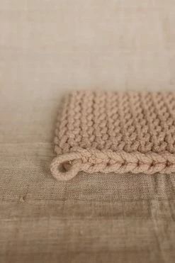 CREATIVE CO OP Home SQUARE CROCHET POTHOLDER