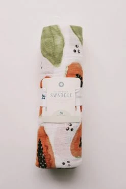 LITTLE UNICORN Baby + Kids COTTON MUSLIN SWADDLE · PAPAYA