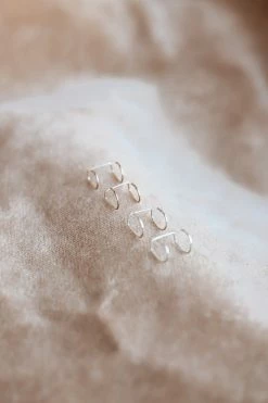 RAFFINERT DOUBLE HOOP THREADER EARRINGS ACCESSORIES