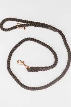 SASSY WOOF ROPE LEASH · NOIR LIFESTYLE