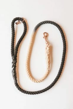 SASSY WOOF LIFESTYLE ROPE LEASH · YIN