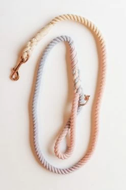 SASSY WOOF LIFESTYLE ROPE LEASH · CAROLINE