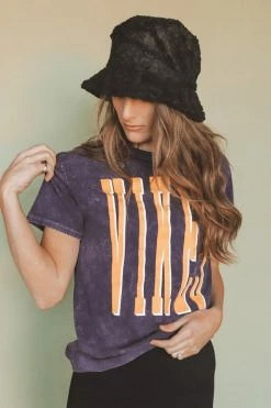 HumanKIND VIKES MINERAL WASH TEE