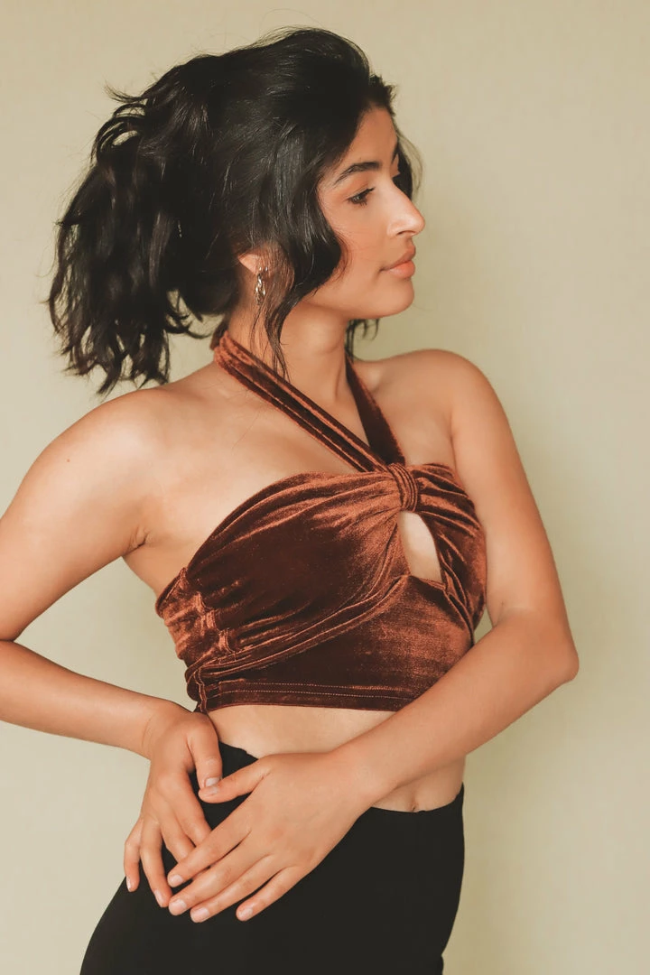 LE LIS EMERIE HALTER CROP TOP Tops 3 LE LIS EMERIE HALTER CROP TOP Tops