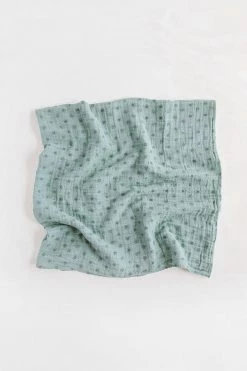 LITTLE UNICORN COTTON MUSLIN SWADDLE 3-PACK · VINTAGE FLORAL