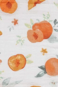 LITTLE UNICORN Baby + Kids COTTON MUSLIN SWADDLE · GEORGIA PEACH