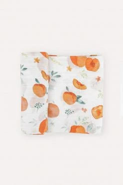 LITTLE UNICORN Baby + Kids COTTON MUSLIN SWADDLE · GEORGIA PEACH