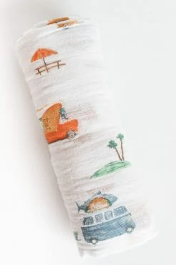 LITTLE UNICORN COTTON MUSLIN SWADDLE · FOOD TRUCK