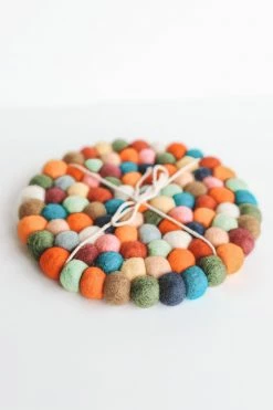 FRIENDSHEEP Home ECO TRIVET · HAPPY DAYS
