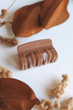 SPACE 46 ACCESSORIES STEVIE HAIR CLAW CLIP