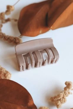 SPACE 46 ACCESSORIES STEVIE HAIR CLAW CLIP