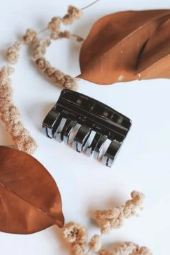 SPACE 46 ACCESSORIES STEVIE HAIR CLAW CLIP