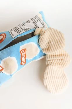 P.L.A.Y. PET LIFESTYLE & YOU FLUFFLES CHIP BAG DOG TOY 7 P.L.A.Y. PET LIFESTYLE & YOU FLUFFLES CHIP BAG DOG TOY