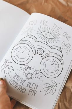 Penguin Random House LLC YOU ARE MADE OF MAGIC COLORING BOOK Puzzles + Fun