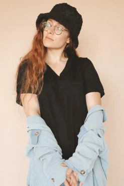 LISTICLE ALL YOU NEED TEE Tops