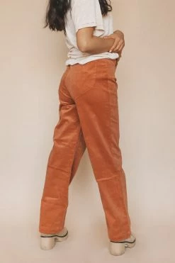 LISTICLE SULLIVAN CORDUROY PANTS 21 LISTICLE SULLIVAN CORDUROY PANTS