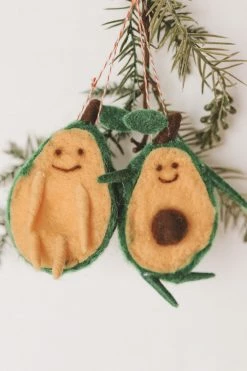 CREATIVE CO OP WOOL FELT AVOCADO ORNAMENT SET Home