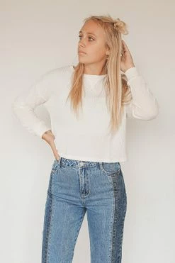 STUDIO KO CLOTHING KINERI CROPPED SWEATER Tops