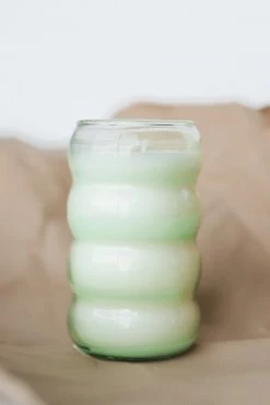 PADDYWAX REALM GREEN BUBBLE CANDLE · GREEN TEA + MELON