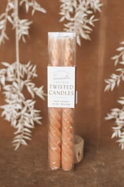 PADDYWAX Home TWISTED TAPER CANDLE 2-PACK 路聽TERRA COTTA