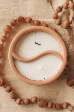 PADDYWAX YIN-YANG CANDLE · CACTUS FLOWER + WATERMINT Home