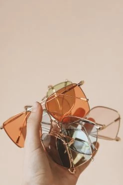 FAME ACCESSORIES MELANIE SUNGLASSES