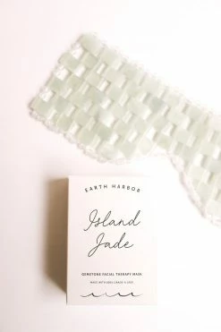 EARTH HARBOR NATURALS JADE FACIAL THERAPY MASK LIFESTYLE
