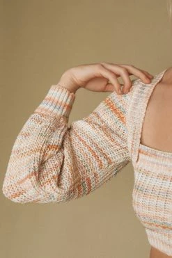 BLUE BLUSH Tops CALLIE CROP TOP