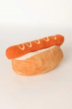 P.L.A.Y. PET LIFESTYLE & YOU CLASSIC HOT DOG PET TOY