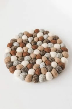FRIENDSHEEP ECO TRIVET · EARTH TONES