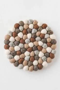 FRIENDSHEEP ECO TRIVET · EARTH TONES