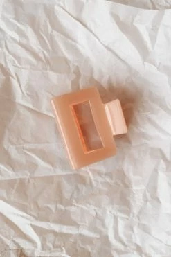 TIEPOLOGY ACCESSORIES KYLIE CELLULOSE HAIR CLIP · PEARL MIX