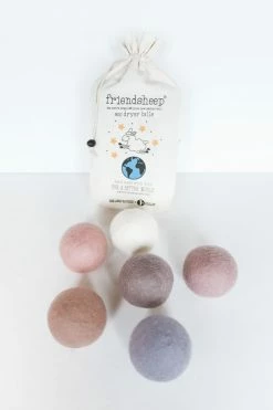 FRIENDSHEEP Home LAVENDER BLISS ECO DRYER BALLS