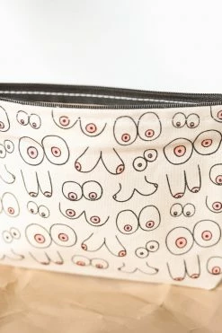 UNBLUSHING Puzzles + Fun BOOBS MAKEUP POUCH