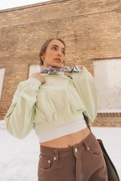 MONO B LIV CROPPED PULLOVER Tops