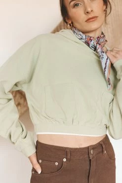 MONO B LIV CROPPED PULLOVER Tops