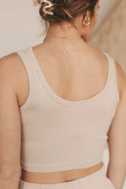 MONO B Crop Tops RIBBED SEAMLESS CROPPED TANK · STONE